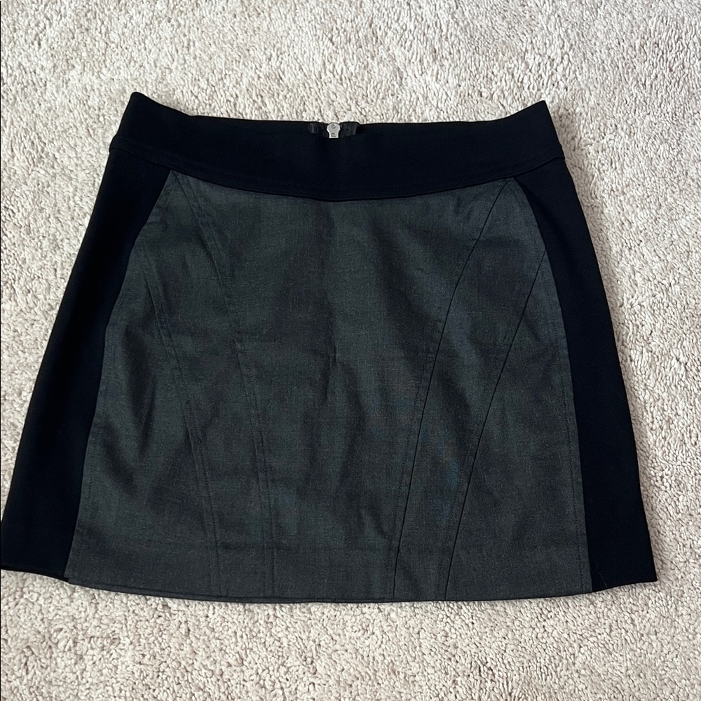 bebe Black and Gray Mini Skirt 00